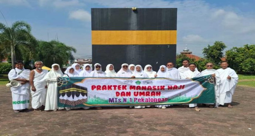 Madrasah Tasanawiyah Negeri 1 Pekalongan Gelar Praktik Manasik Haji, Tanamkan Pemahaman Ibadah Sejak Dini