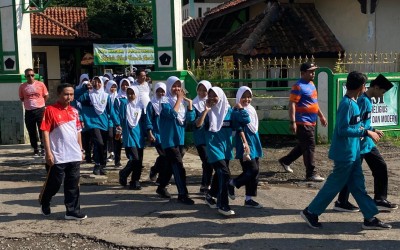 Madrasah Tsanawiyah Negeri 1 Pekalongan Gelar Classmeeting untuk Tingkatkan Kebersamaan Peserta Didik