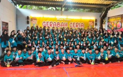 Serunya Outing Class Kelas Unggulan MTsN 1 Pekalongan: Mengenal Seni Gerabah di Kampung Gerabah